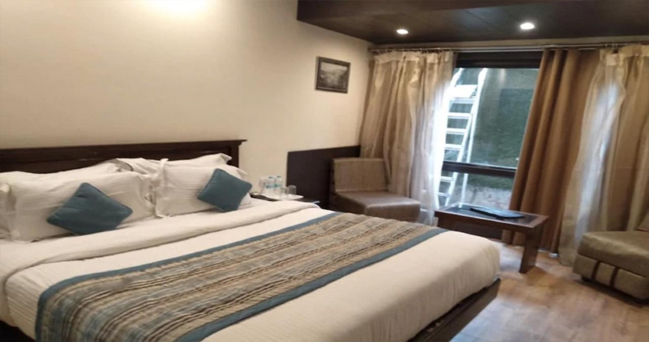 Sanobar The Midtown Hotel Mussoorie Bagian luar foto